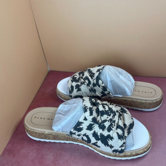 ALEX MARIE LEANNE KNOT DETAIL SLIDE SANDALS (7) - Picture 13 of 16